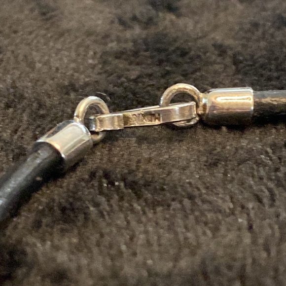 Sterling Silver and leather Infinity Bracelet - Picture 3 of 4